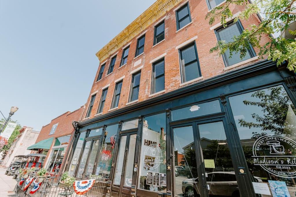 Апартаменты East Main Lofts - Boho 203 Мэдисон Экстерьер фото